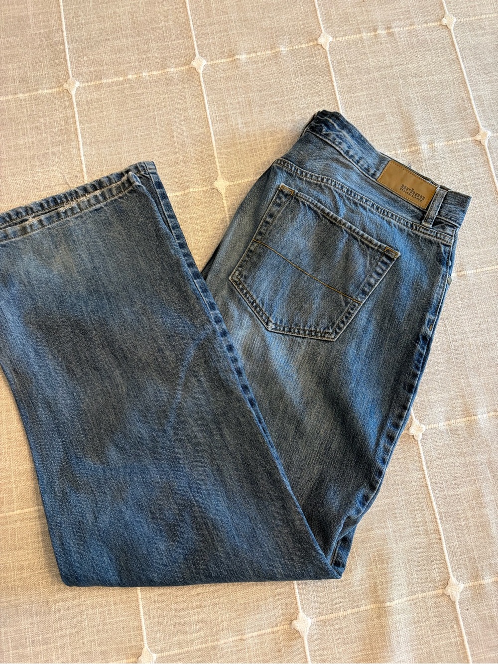 Men's Straight-Leg Denim Jeans in Medium Blue